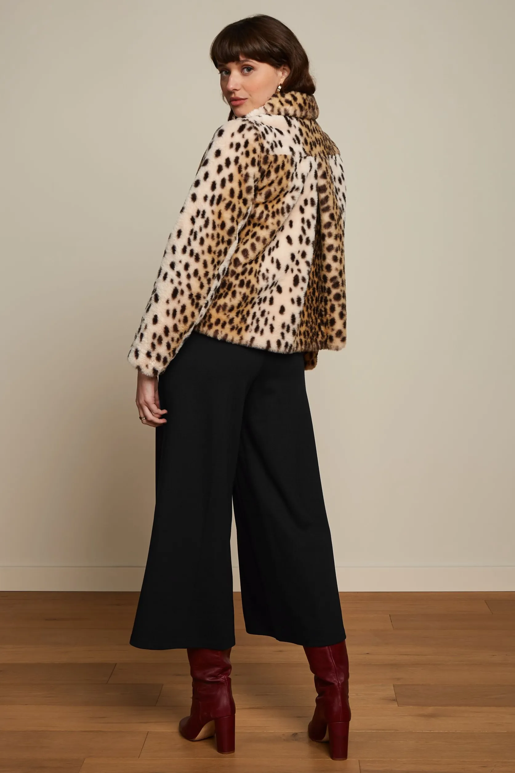 anais_coat_cheetah_fur_2.webp Anais Coat Cheetah Fur*King Louie Best