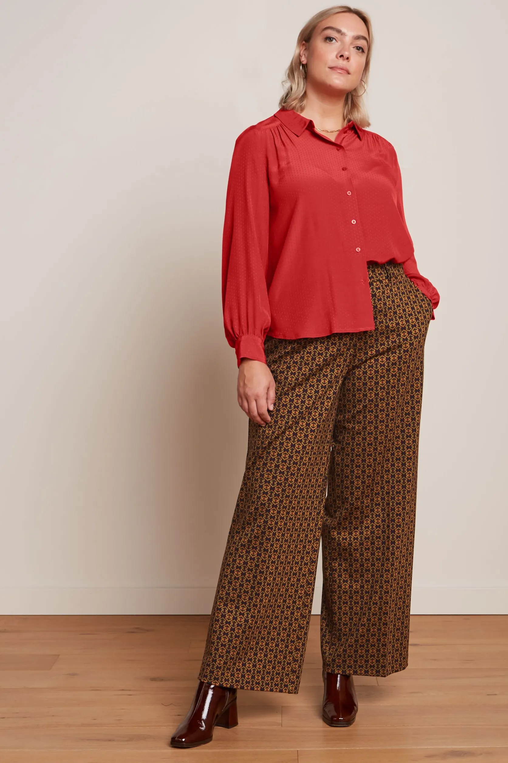 carina_blouse_sista_1-1.webp Carina Blouse Sista*King Louie Best Sale