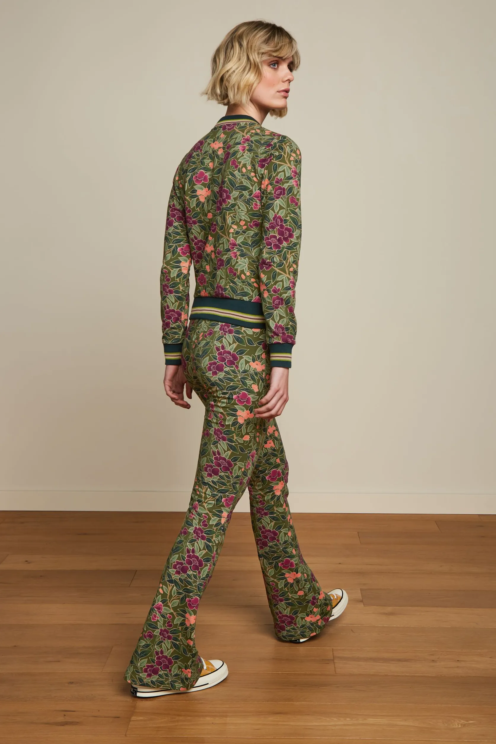 flared_pants_bellevue_2.webp Flared Pants Bellevue*King Louie Online