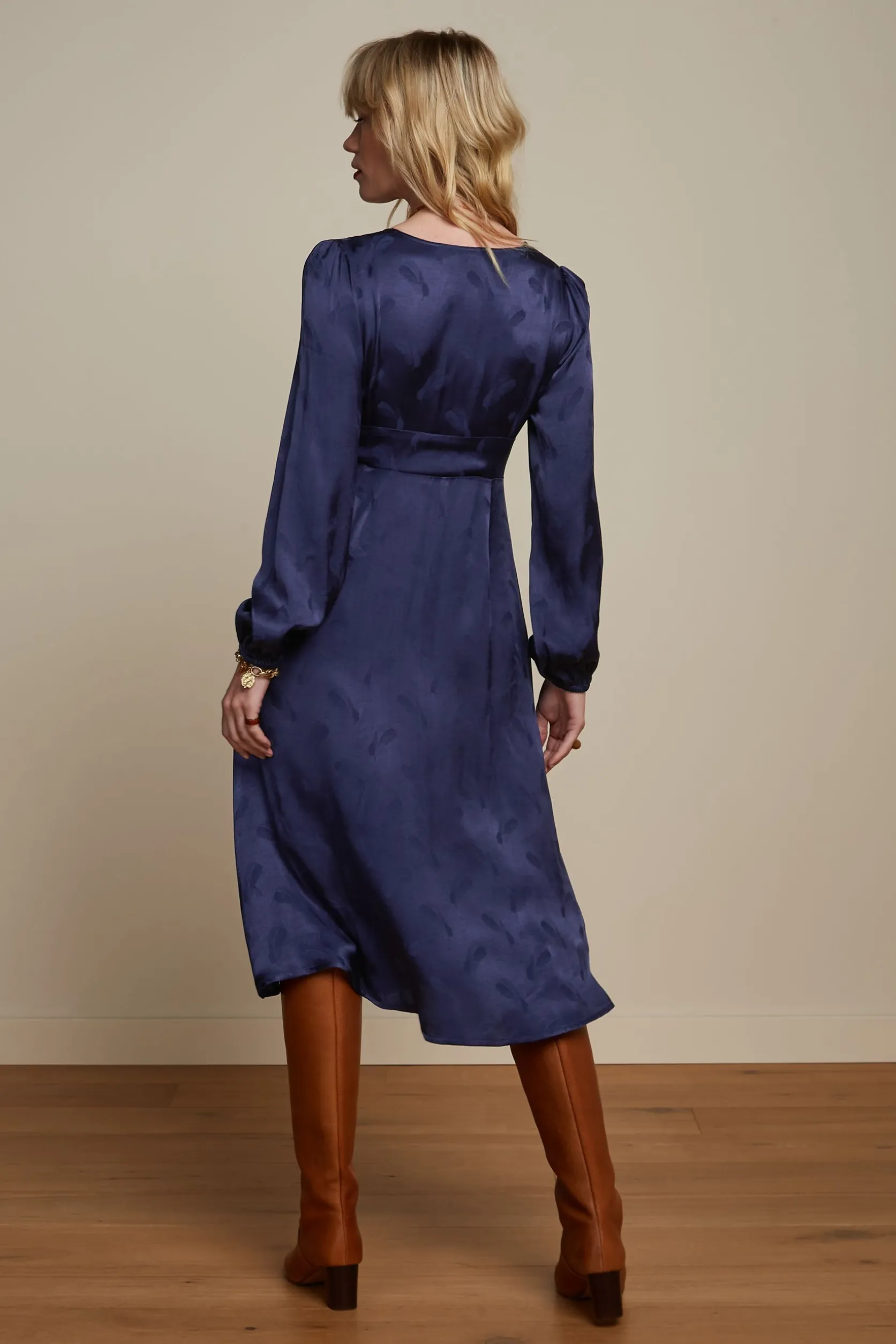 lelia_dress_rouge_2.webp Lelia Dress Rouge*King Louie Flash Sale