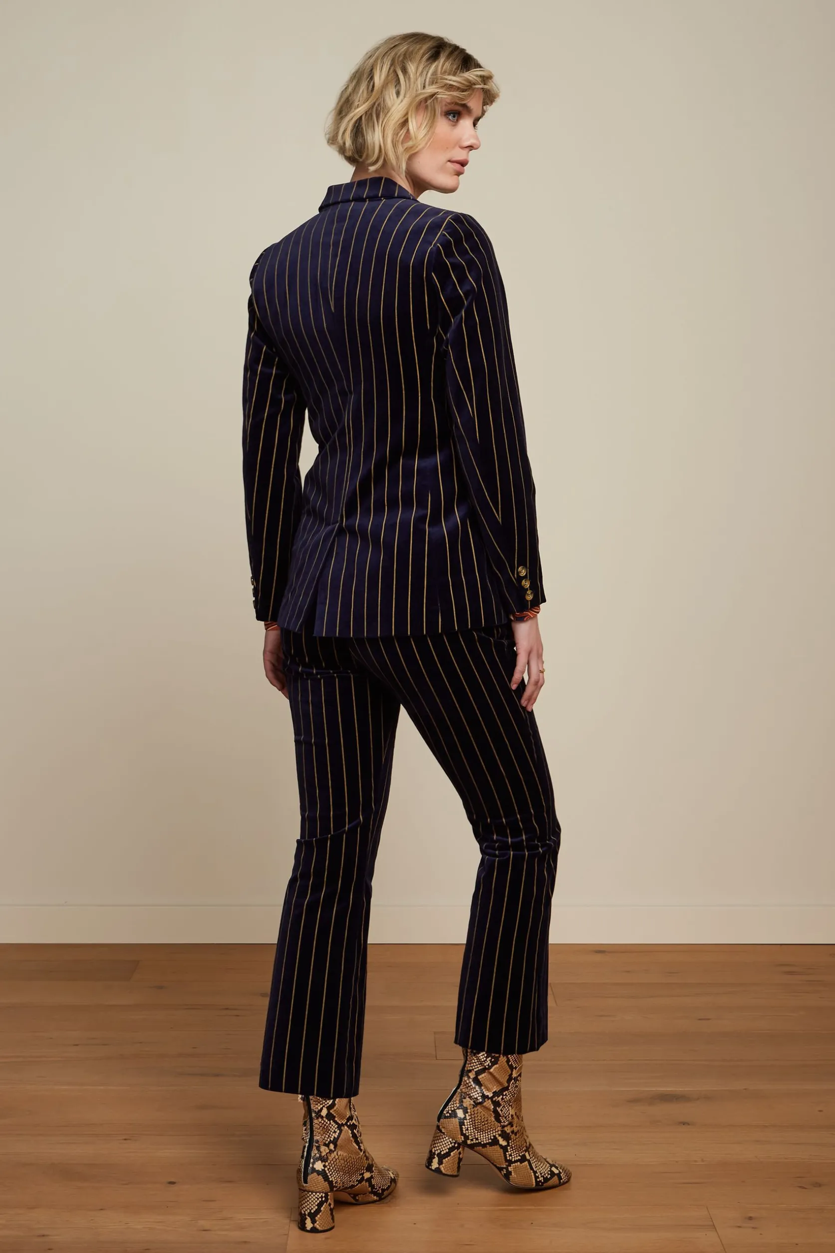 tina_blazer_pinstripe_2.webp Tina Blazer Pinstripe*King Louie Flash Sale