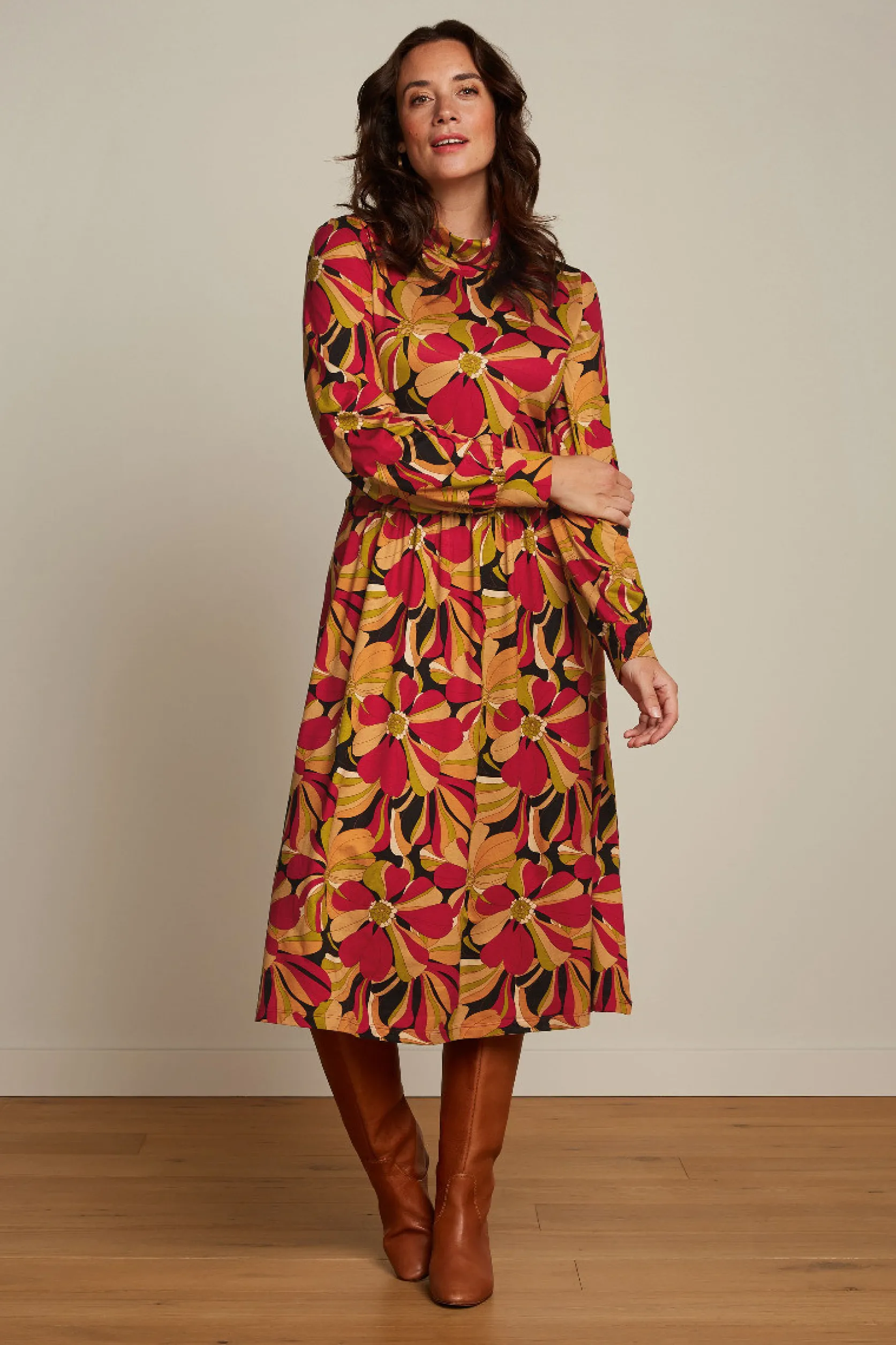 violetta_dress_adore_2.webp Violetta Dress Adore*King Louie Fashion